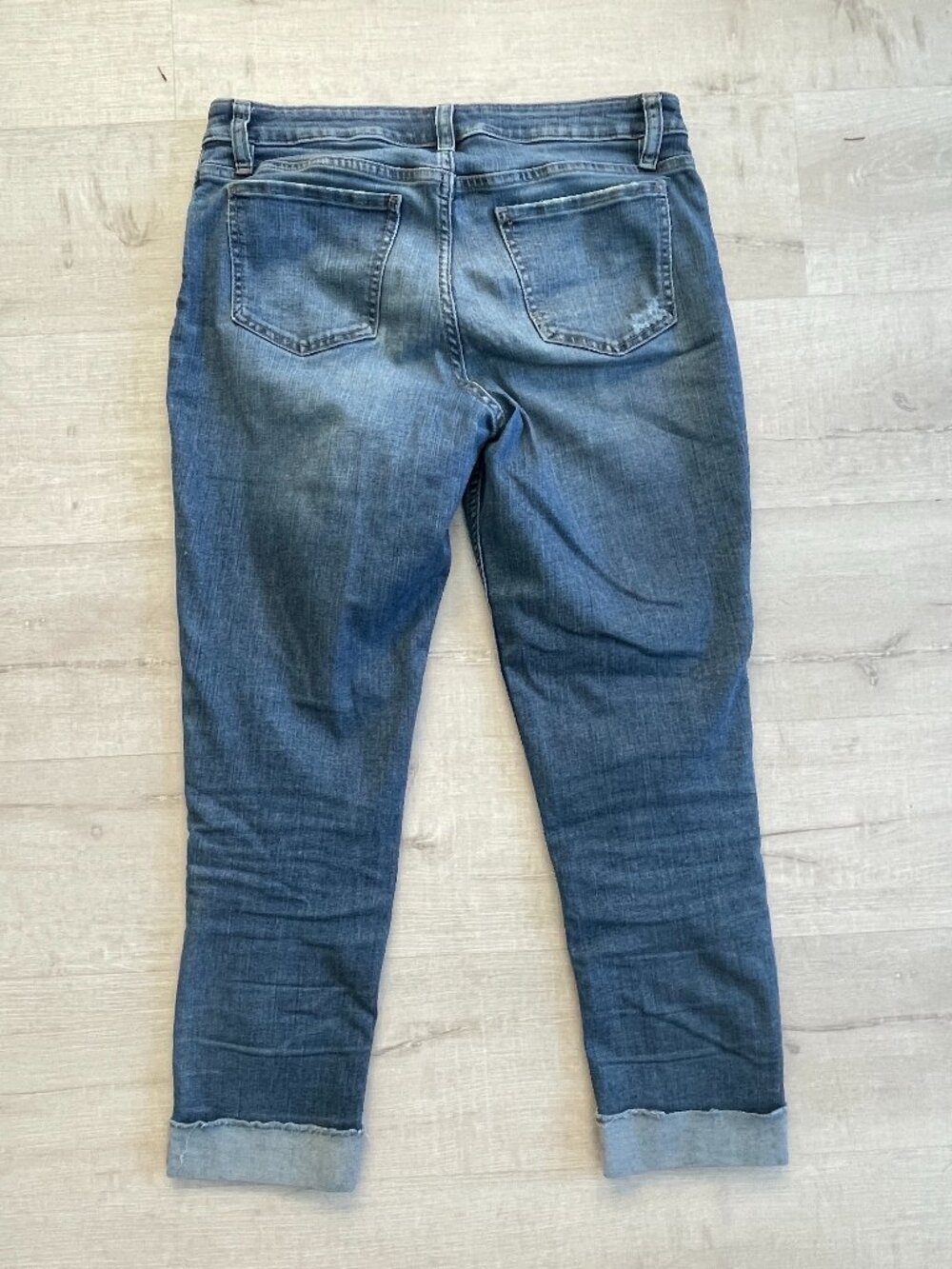 Comfy 3/4 length Jeans cuffed bottoms